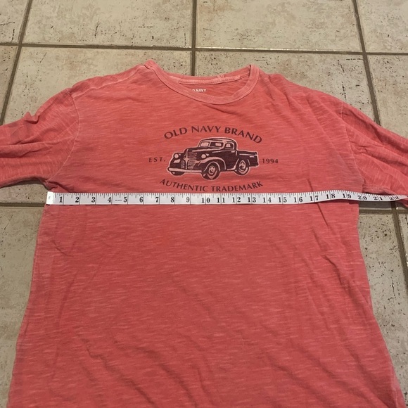 💙 Old Navy Brand Long Sleeve T-Shirt Garment-Dyed Pink With Truck Graphic -Small - Picture 6 of 7